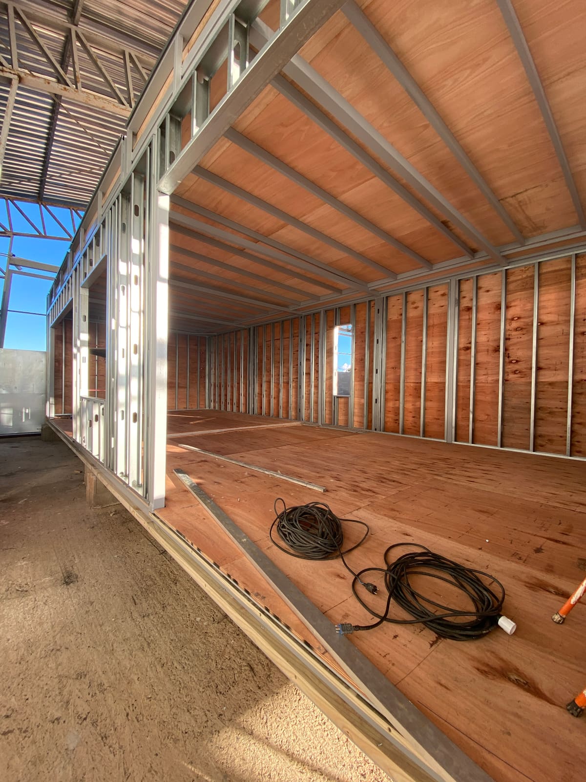 Interior de un módulo en construcción